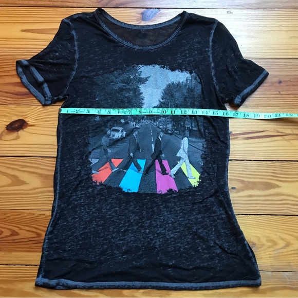 The Beatles Black Sheer Abbey Road Band Tee, EUC, S - Picture 5 of 10